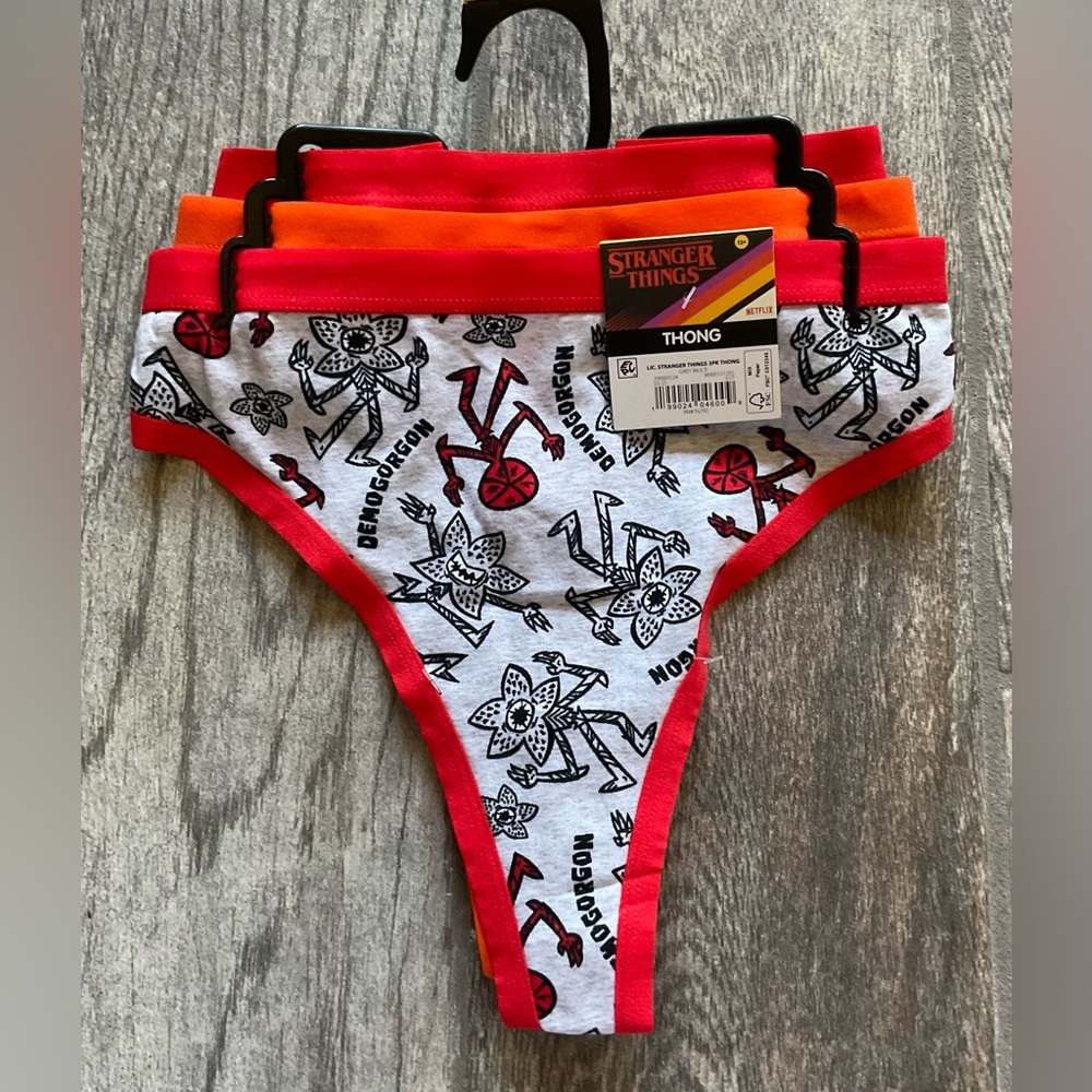 New 3 pairs of Stranger Things Halloween Cotton Thong Panties Size S, L, or XL